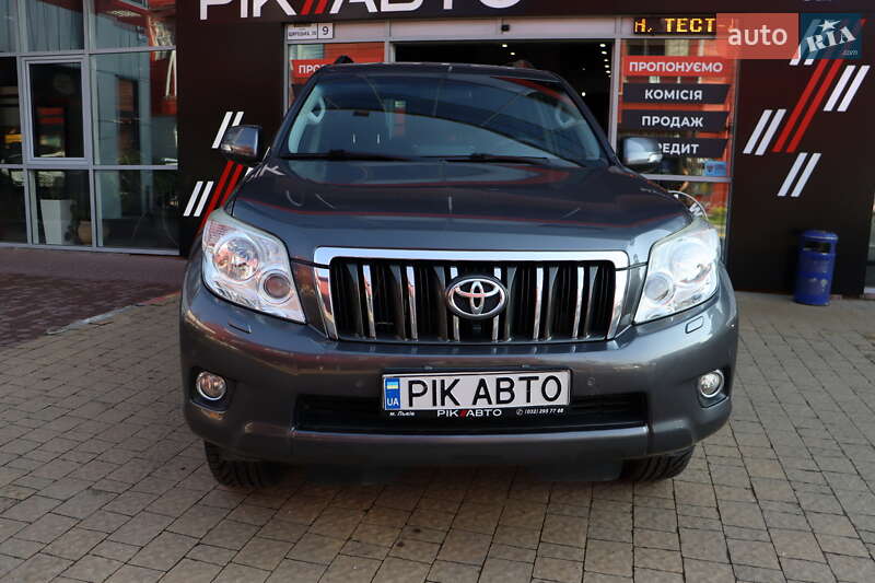 Внедорожник / Кроссовер Toyota Land Cruiser Prado 2013 в Львове