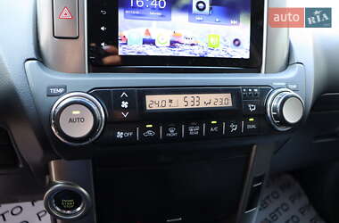 Внедорожник / Кроссовер Toyota Land Cruiser Prado 2013 в 