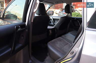 Внедорожник / Кроссовер Toyota Land Cruiser Prado 2013 в 