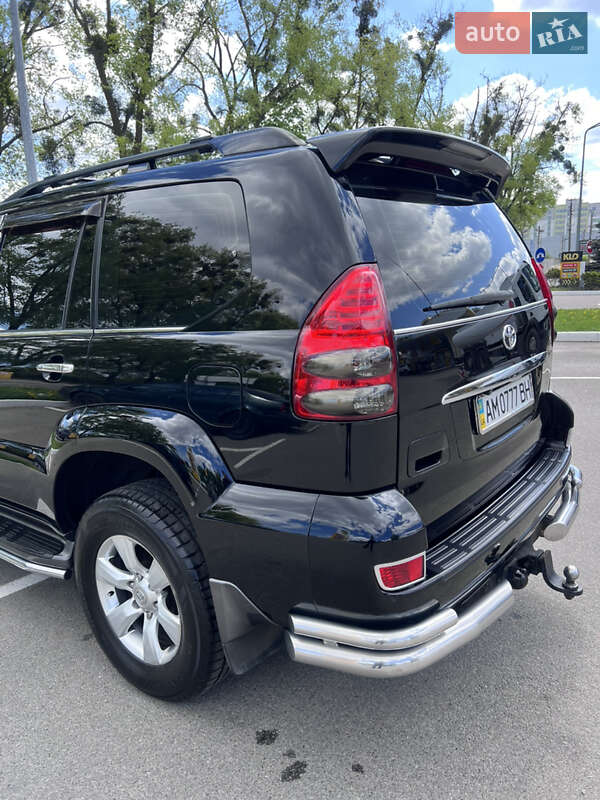 Позашляховик / Кросовер Toyota Land Cruiser Prado 2006 в Києві