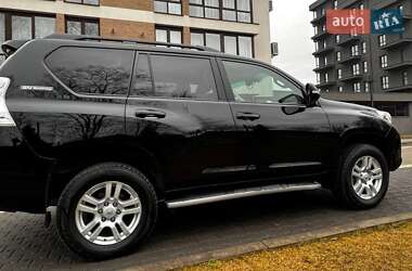 Toyota Land Cruiser Prado 2011
