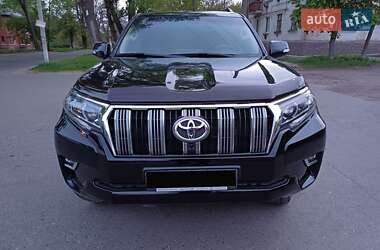 Позашляховик / Кросовер Toyota Land Cruiser Prado 2010 в Олександрії