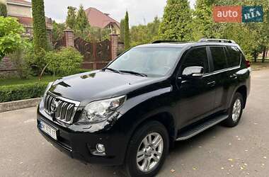Внедорожник / Кроссовер Toyota Land Cruiser Prado 2010 в Ровно