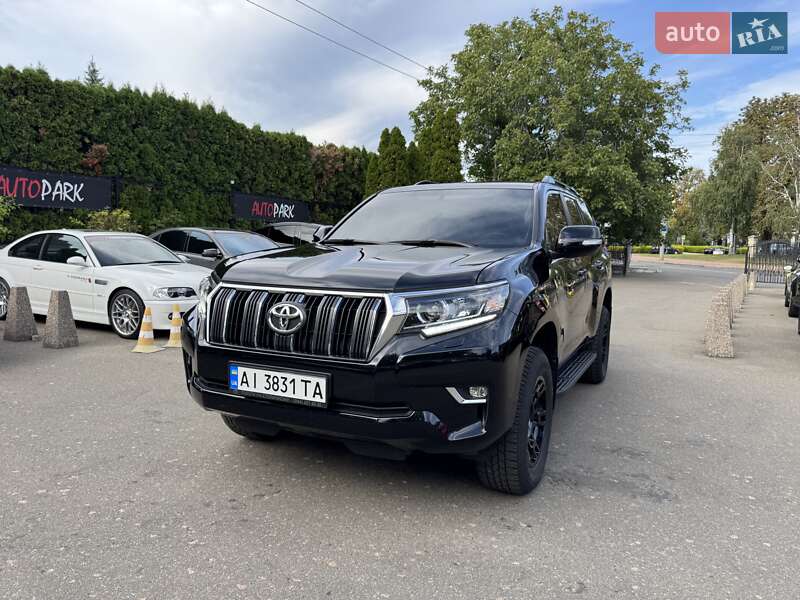 Внедорожник / Кроссовер Toyota Land Cruiser Prado 2021 в Киеве