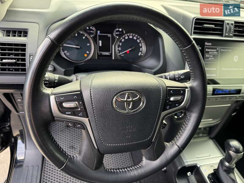 Внедорожник / Кроссовер Toyota Land Cruiser Prado 2021 в Киеве