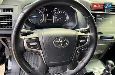 Позашляховик / Кросовер Toyota Land Cruiser Prado 2021 в  фото 27 Позашляховик / Кросовер Toyota Land Cruiser Prado 2021 в
