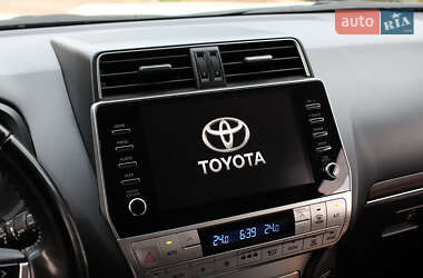 Позашляховик / Кросовер Toyota Land Cruiser Prado 2021 в  фото 55 Позашляховик / Кросовер Toyota Land Cruiser Prado 2021 в