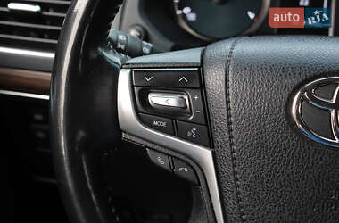 Позашляховик / Кросовер Toyota Land Cruiser Prado 2021 в  фото 57 Позашляховик / Кросовер Toyota Land Cruiser Prado 2021 в
