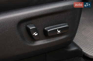 Позашляховик / Кросовер Toyota Land Cruiser Prado 2021 в  фото 64 Позашляховик / Кросовер Toyota Land Cruiser Prado 2021 в