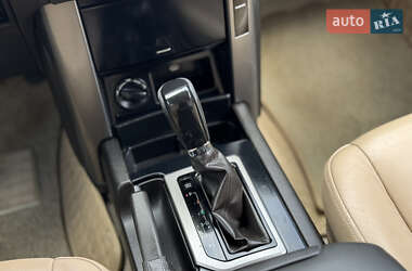 Внедорожник / Кроссовер Toyota Land Cruiser Prado 2010 в 