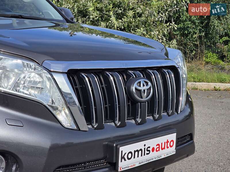 Внедорожник / Кроссовер Toyota Land Cruiser Prado 2017 в Хмельницком