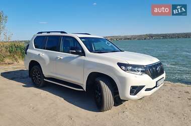 Позашляховик / Кросовер Toyota Land Cruiser Prado 2021 в Дніпрі