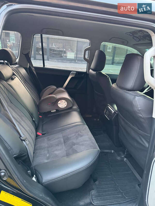 Внедорожник / Кроссовер Toyota Land Cruiser Prado 2016 в Киеве фото 8 Внедорожник / Кроссовер Toyota Land Cruiser Prado 2016 в Киеве