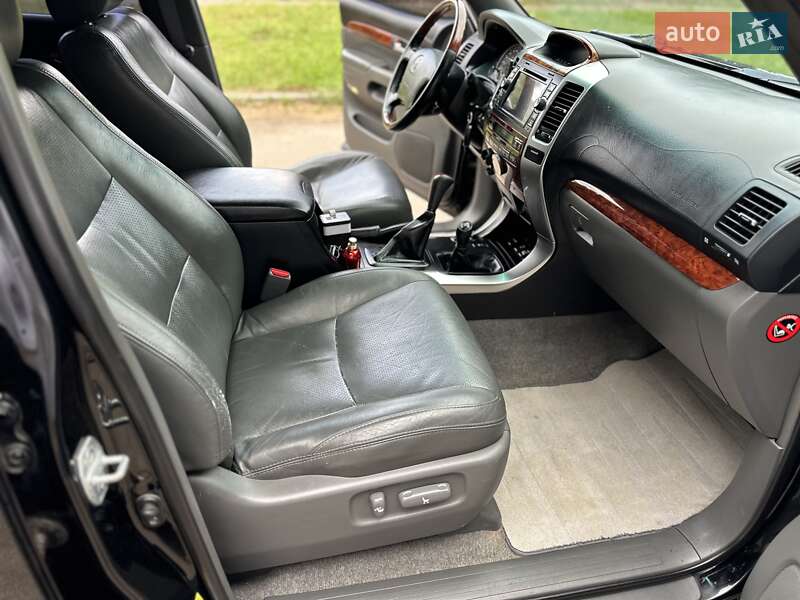 Внедорожник / Кроссовер Toyota Land Cruiser Prado 2006 в Бобровице фото 2 Внедорожник / Кроссовер Toyota Land Cruiser Prado 2006 в Бобровице