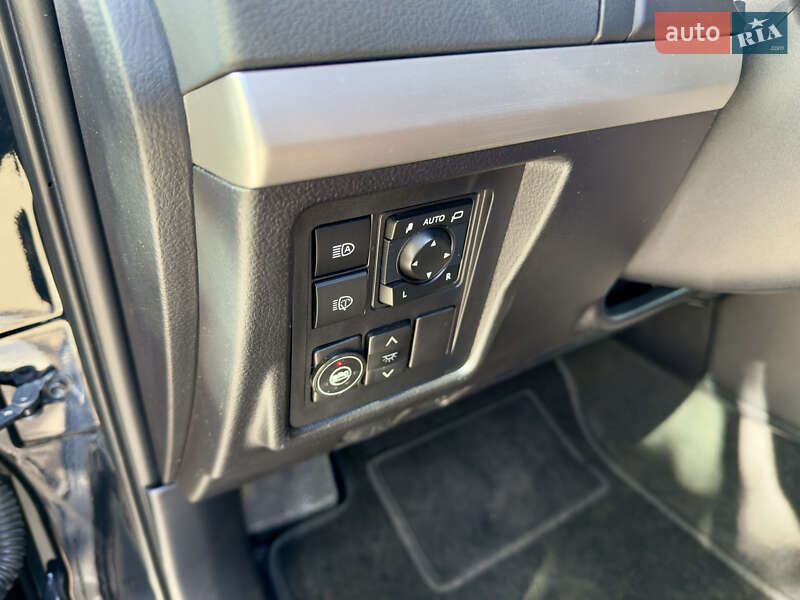 Внедорожник / Кроссовер Toyota Land Cruiser Prado 2020 в Киеве