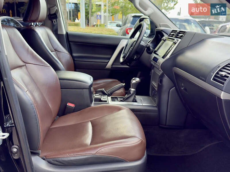 Внедорожник / Кроссовер Toyota Land Cruiser Prado 2020 в Киеве