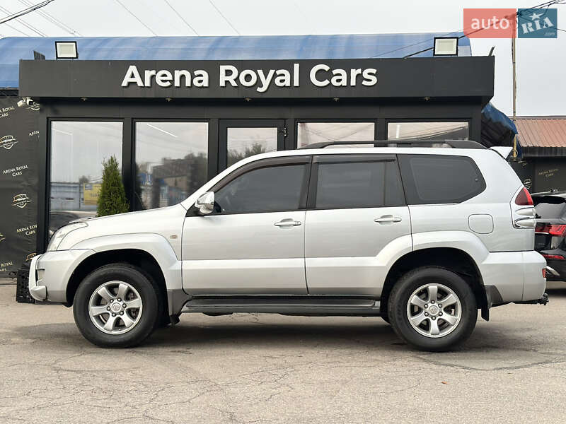Внедорожник / Кроссовер Toyota Land Cruiser Prado 2005 в Харькове