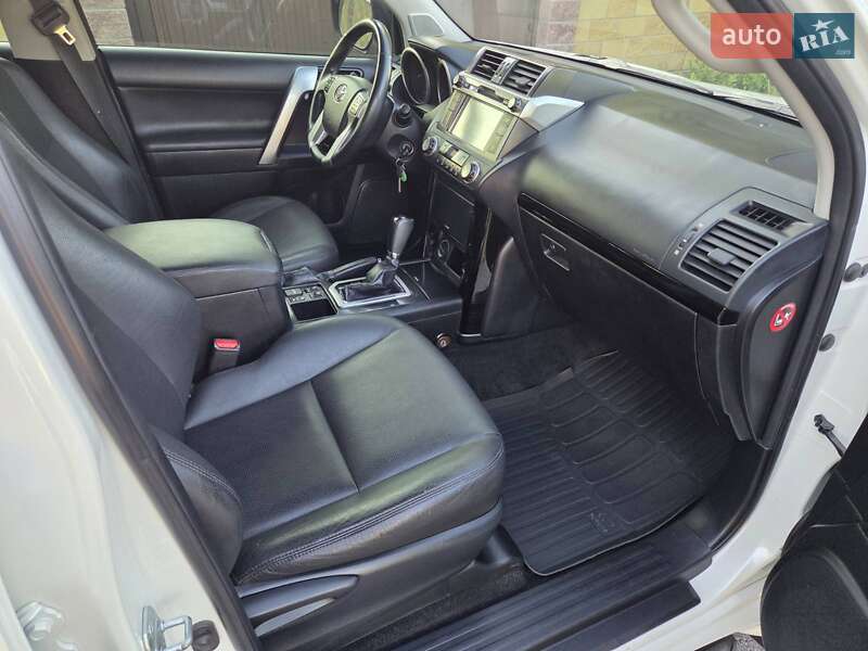 Внедорожник / Кроссовер Toyota Land Cruiser Prado 2014 в Каменском фото 15 Внедорожник / Кроссовер Toyota Land Cruiser Prado 2014 в Каменском