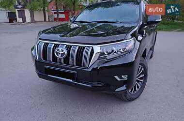 Внедорожник / Кроссовер Toyota Land Cruiser Prado 2010 в Александрие