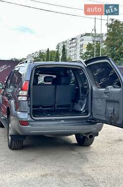 Внедорожник / Кроссовер Toyota Land Cruiser Prado 2006 в 