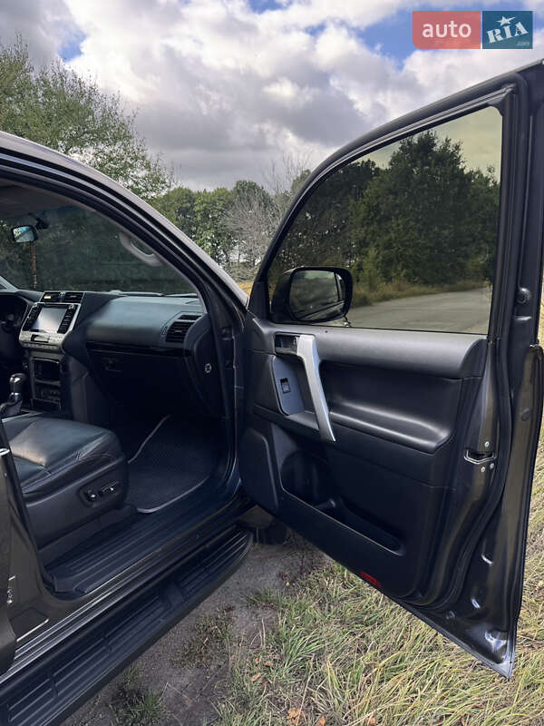 Позашляховик / Кросовер Toyota Land Cruiser Prado 2019 в Вінниці фото 17 Позашляховик / Кросовер Toyota Land Cruiser Prado 2019 в Вінниці