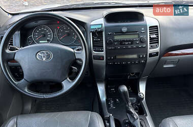 Внедорожник / Кроссовер Toyota Land Cruiser Prado 2006 в  фото 8 Внедорожник / Кроссовер Toyota Land Cruiser Prado 2006 в