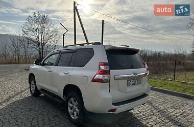 Внедорожник / Кроссовер Toyota Land Cruiser Prado 2014 в 