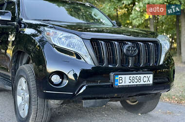 Внедорожник / Кроссовер Toyota Land Cruiser Prado 2015 в 