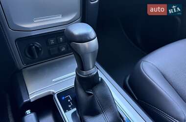 Внедорожник / Кроссовер Toyota Land Cruiser Prado 2021 в 