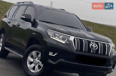 Позашляховик / Кросовер Toyota Land Cruiser Prado 2019 в Дніпрі