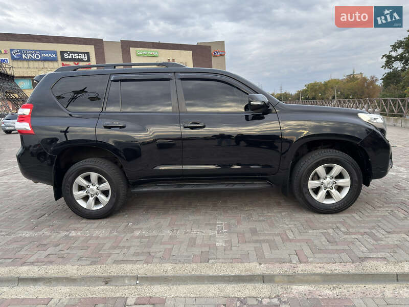 Позашляховик / Кросовер Toyota Land Cruiser Prado 2014 в Харкові