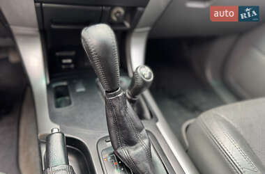 Внедорожник / Кроссовер Toyota Land Cruiser Prado 2006 в 