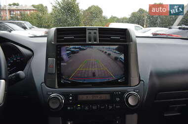 Внедорожник / Кроссовер Toyota Land Cruiser Prado 2012 в 