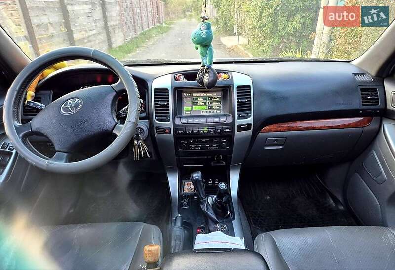 Внедорожник / Кроссовер Toyota Land Cruiser Prado 2007 в Киеве