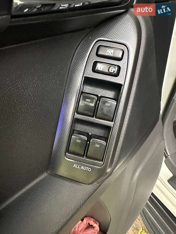 Внедорожник / Кроссовер Toyota Land Cruiser Prado 2010 в Днепре