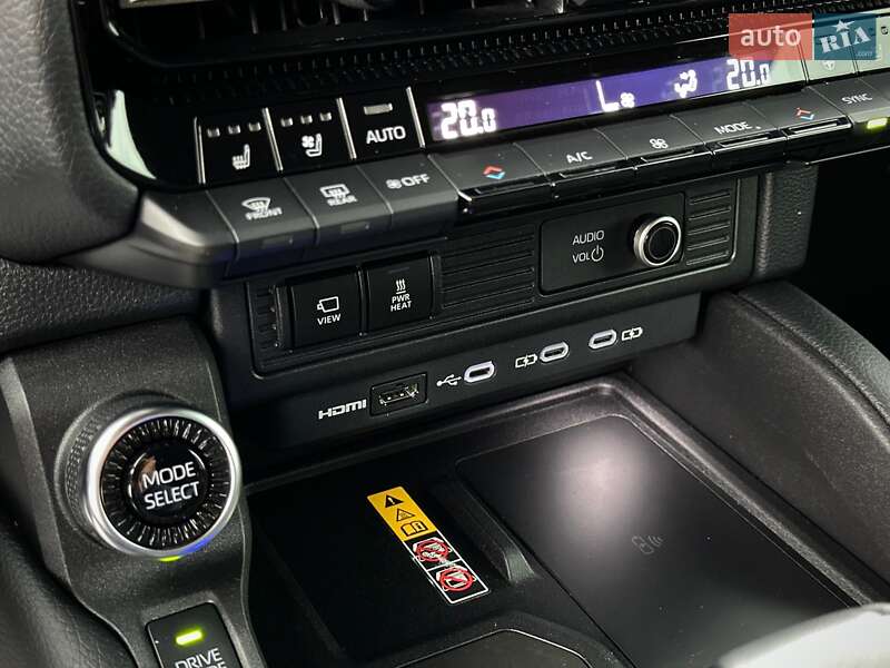 Позашляховик / Кросовер Toyota Land Cruiser Prado 2024 в Києві