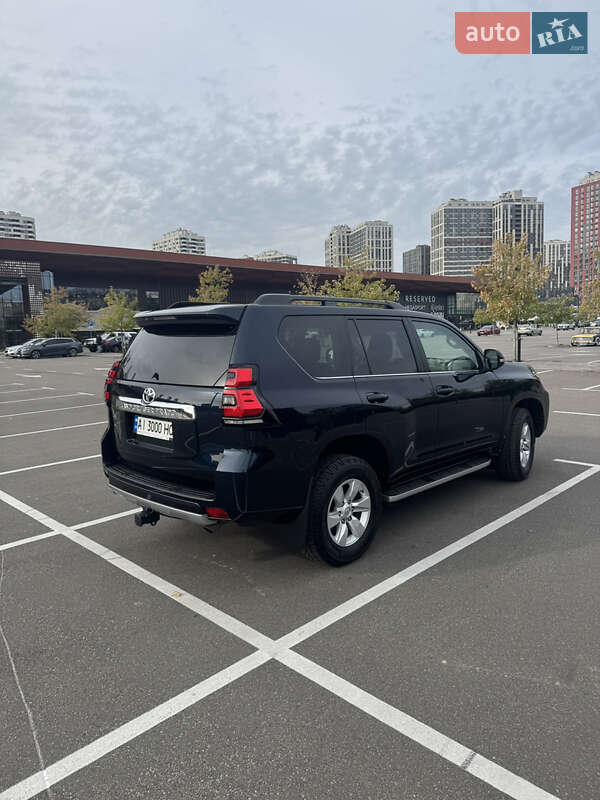 Внедорожник / Кроссовер Toyota Land Cruiser Prado 2019 в Киеве