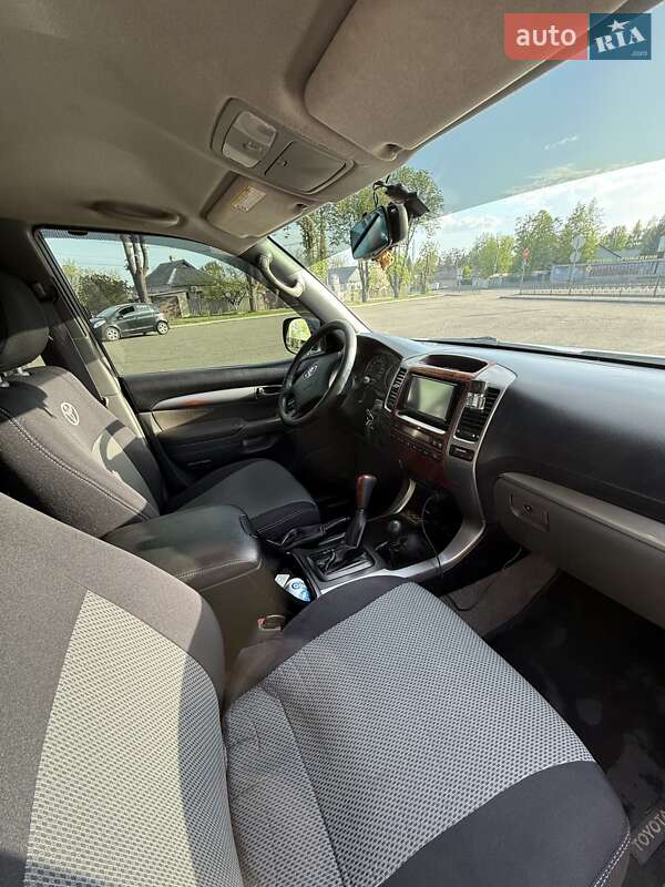 Позашляховик / Кросовер Toyota Land Cruiser Prado 2006 в Первомайську