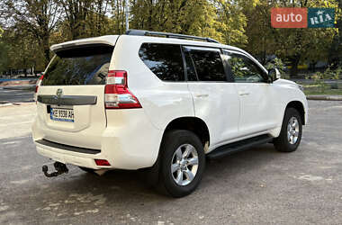 Внедорожник / Кроссовер Toyota Land Cruiser Prado 2017 в 