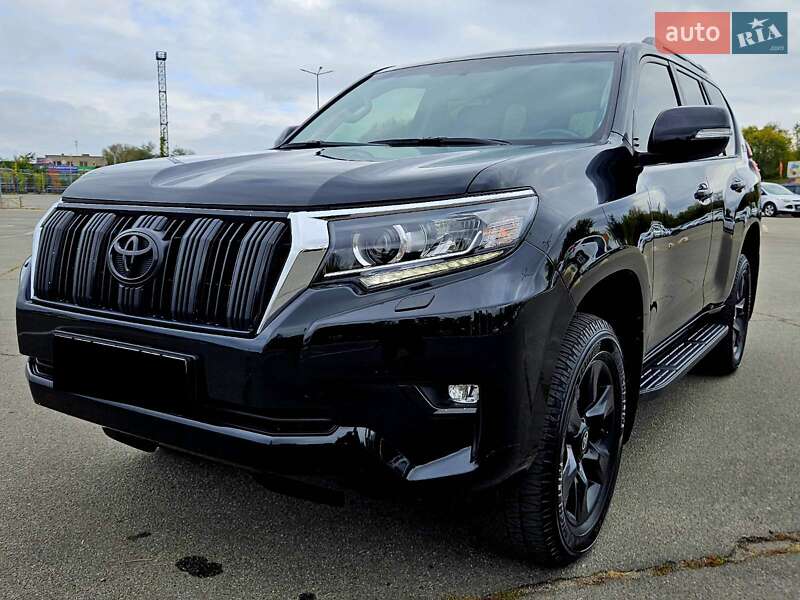 Toyota Land Cruiser Prado 2021