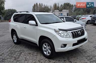 Позашляховик / Кросовер Toyota Land Cruiser Prado 2013 в Києві