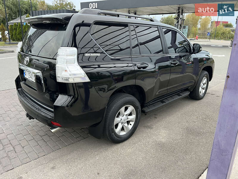 Toyota Land Cruiser Prado 2012