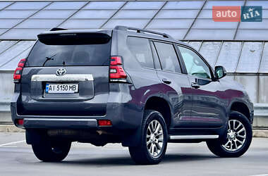 Позашляховик / Кросовер Toyota Land Cruiser Prado 2018 в 