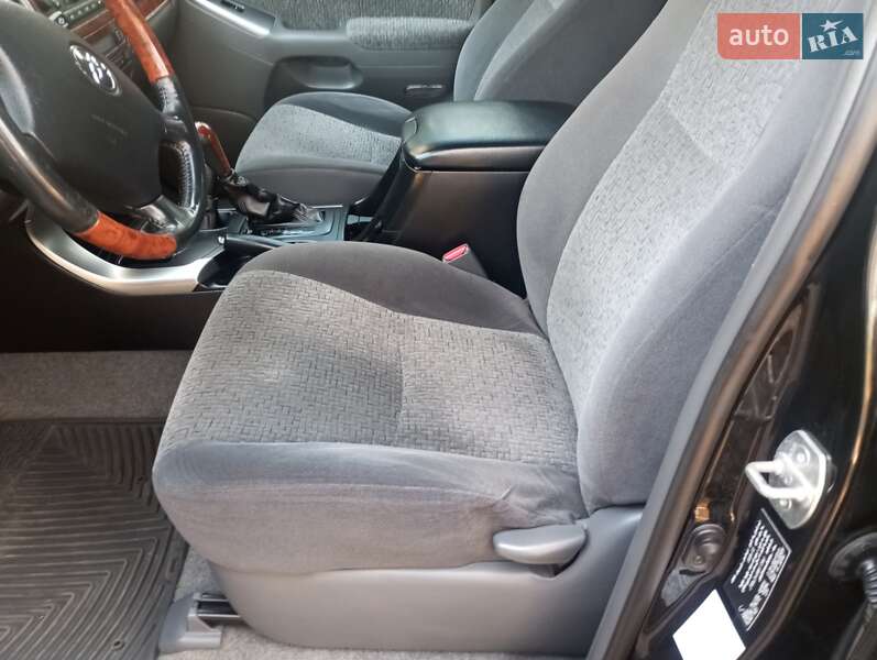 Позашляховик / Кросовер Toyota Land Cruiser Prado 2008 в Києві фото 6 Позашляховик / Кросовер Toyota Land Cruiser Prado 2008 в Києві