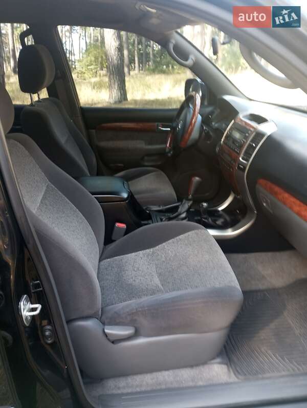 Позашляховик / Кросовер Toyota Land Cruiser Prado 2008 в Києві фото 13 Позашляховик / Кросовер Toyota Land Cruiser Prado 2008 в Києві