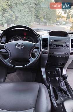 Внедорожник / Кроссовер Toyota Land Cruiser Prado 2008 в 