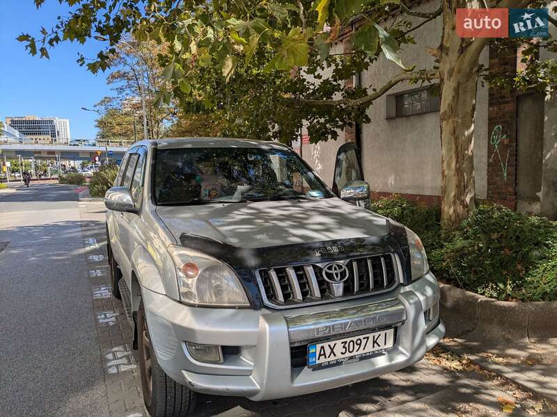 Внедорожник / Кроссовер Toyota Land Cruiser Prado 2006 в 