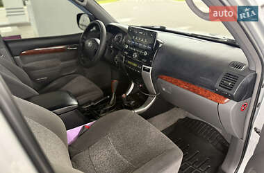 Внедорожник / Кроссовер Toyota Land Cruiser Prado 2007 в 