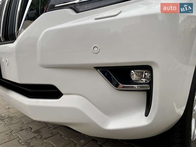 Внедорожник / Кроссовер Toyota Land Cruiser Prado 2019 в Киеве
