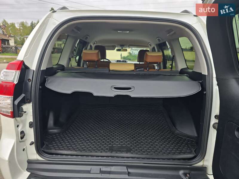 Позашляховик / Кросовер Toyota Land Cruiser Prado 2014 в Києві фото 25 Позашляховик / Кросовер Toyota Land Cruiser Prado 2014 в Києві